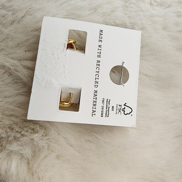 NEW Madewell Droplet Huggie Vintage Gold Hoop Earrings - Picture 7 of 8